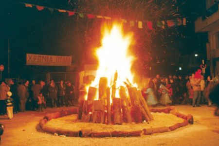 Αεροπορικές Εκδρομές Ευρώπη Εκδρομή Απόκριες &#8221;Τζαμάλες&#8221; στα Ιωάννινα Ζαγοροχώρια Πέτρινα Γεφύρια Κόνιτσα Βοιδομάτης &#8221;Καρναβάλι Ναυπάκτου&#8221; Εκδρομές στην Ελλάδα με Πούλμαν &#8211; Αεροπορικές Εκδρομές Ευρώπη